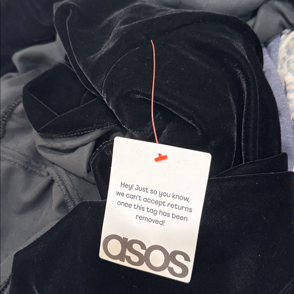 Long sleeve Tucked Velvet Bias Maxi NWT - Picture 5 of 11